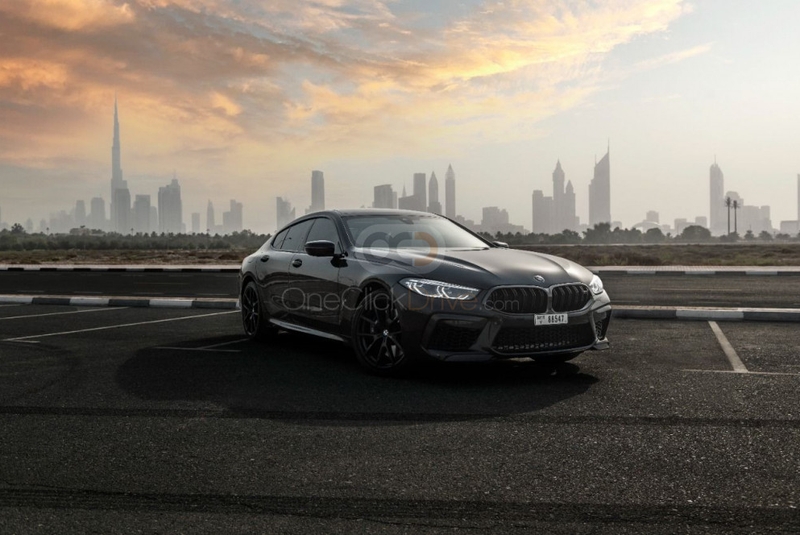 BMW 840